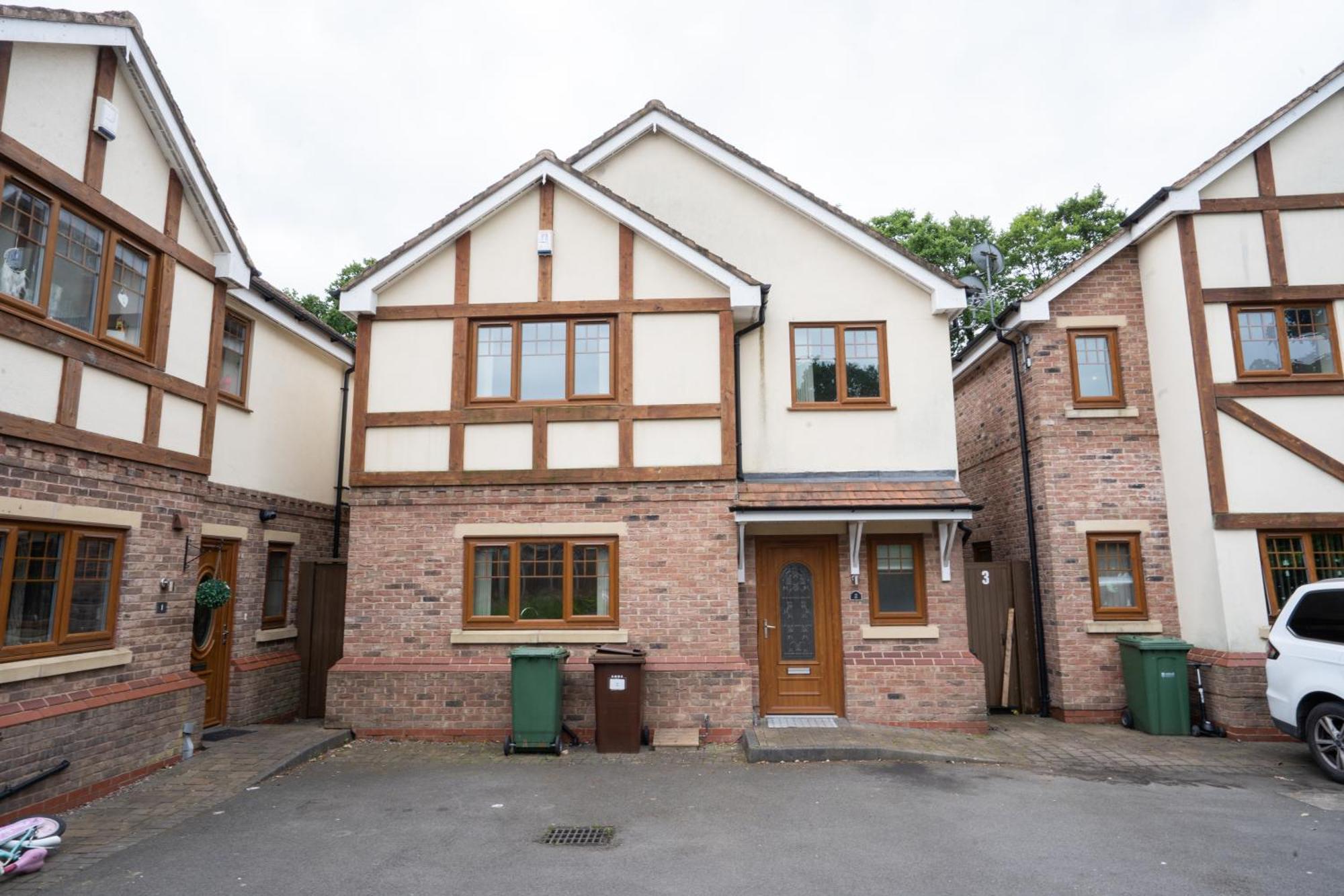 Marston Green Emirates House, Luxe 5 Bed, With King Sized Beds, Next To Aiport & Nec, Jlr 5 Minsヴィラ エクステリア 写真