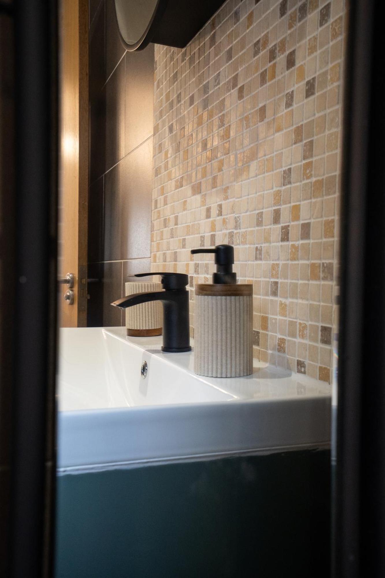 Marston Green Emirates House, Luxe 5 Bed, With King Sized Beds, Next To Aiport & Nec, Jlr 5 Minsヴィラ エクステリア 写真