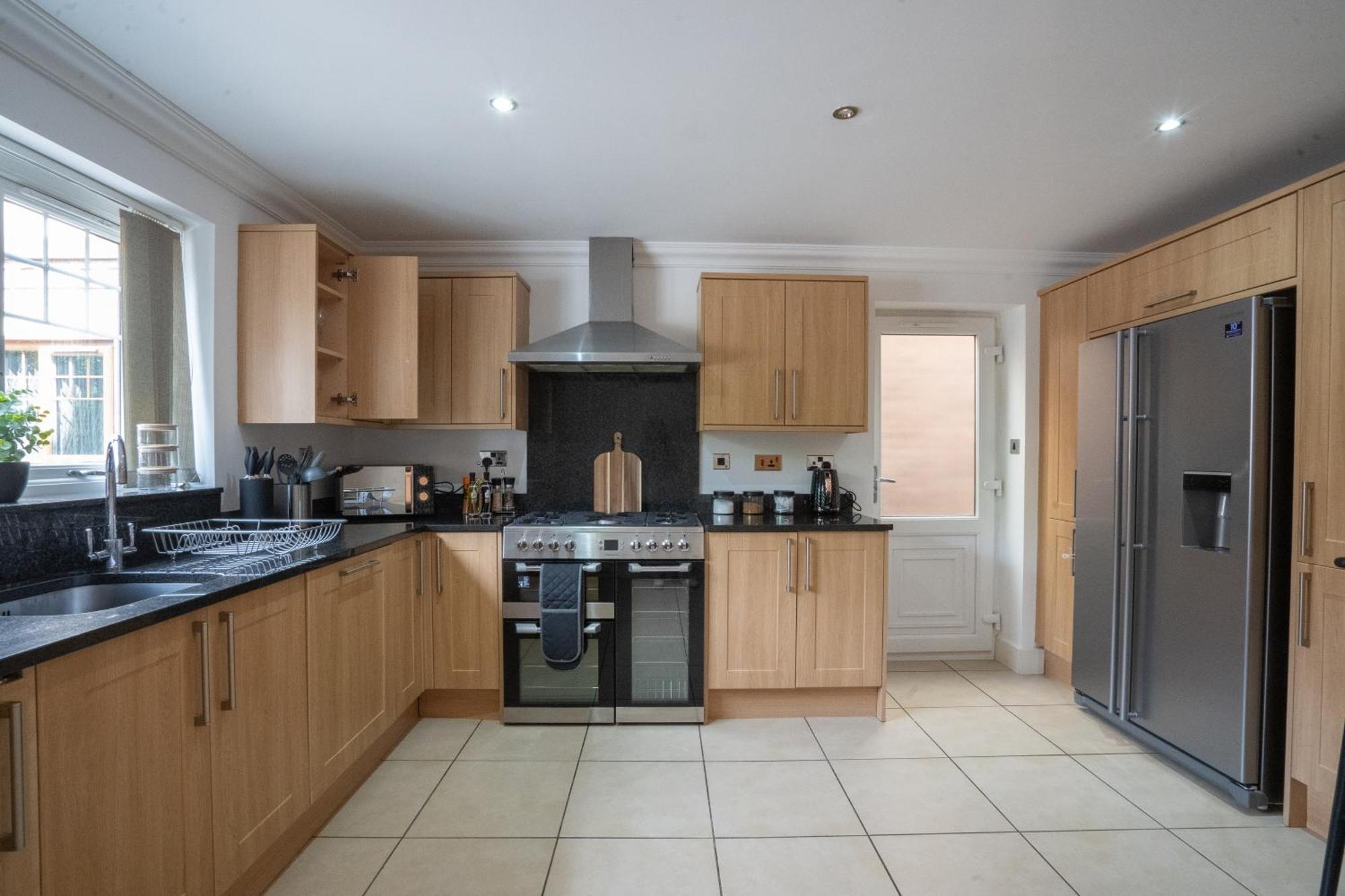 Marston Green Emirates House, Luxe 5 Bed, With King Sized Beds, Next To Aiport & Nec, Jlr 5 Minsヴィラ エクステリア 写真